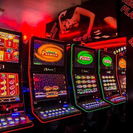 Anadolu Star Hotel & Casino バトゥーミ エクステリア 写真