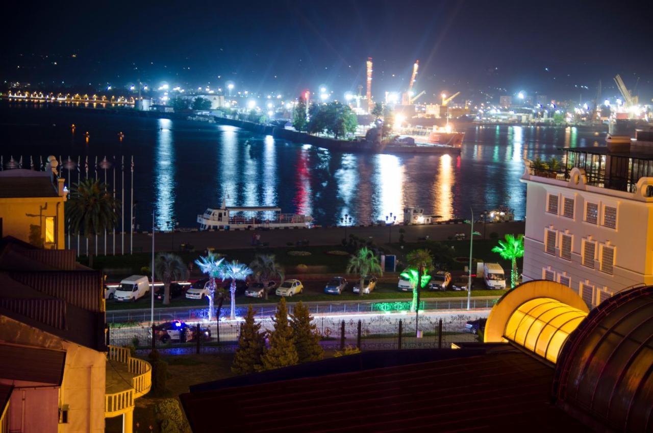 Anadolu Star Hotel & Casino バトゥーミ エクステリア 写真