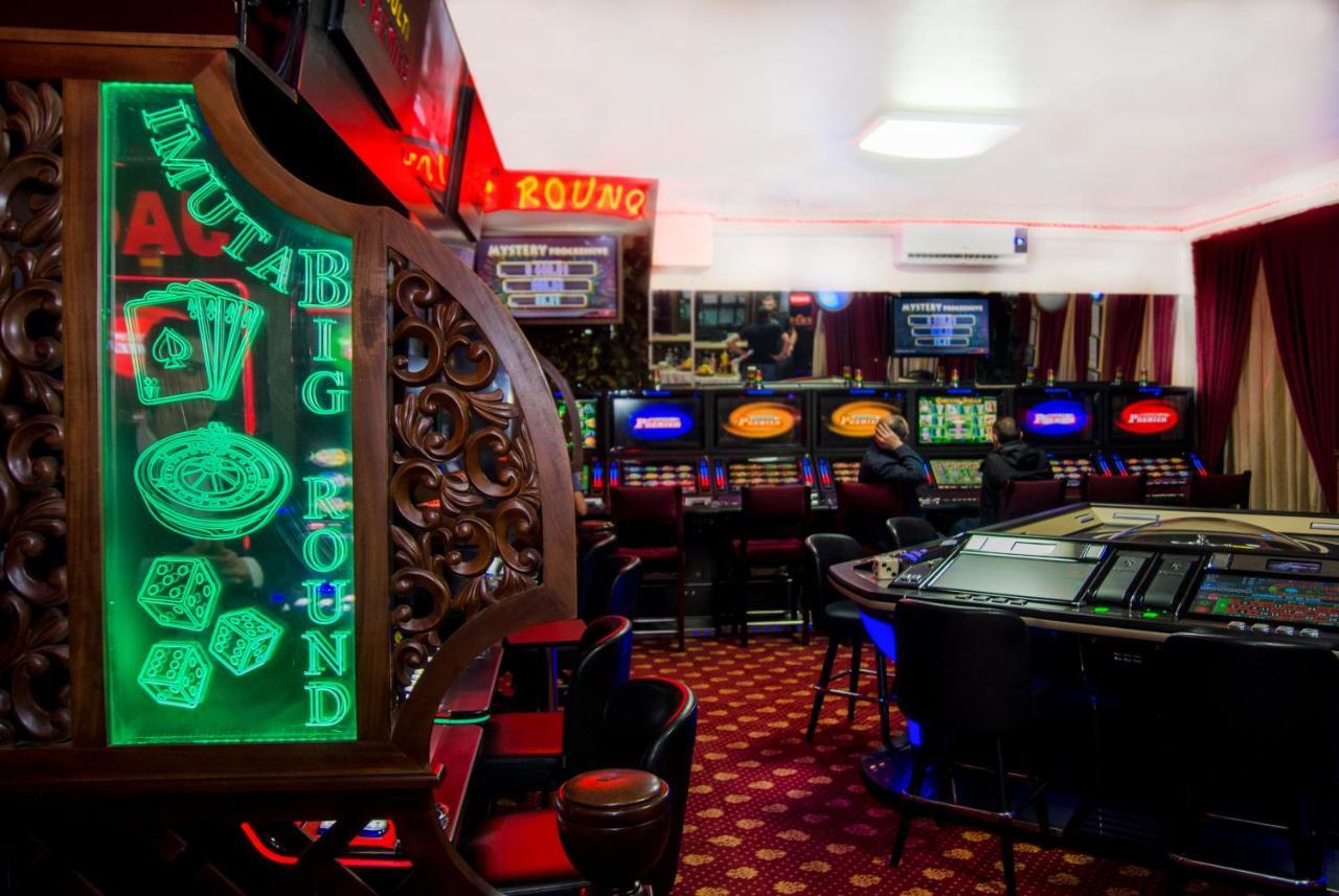 Anadolu Star Hotel & Casino バトゥーミ エクステリア 写真