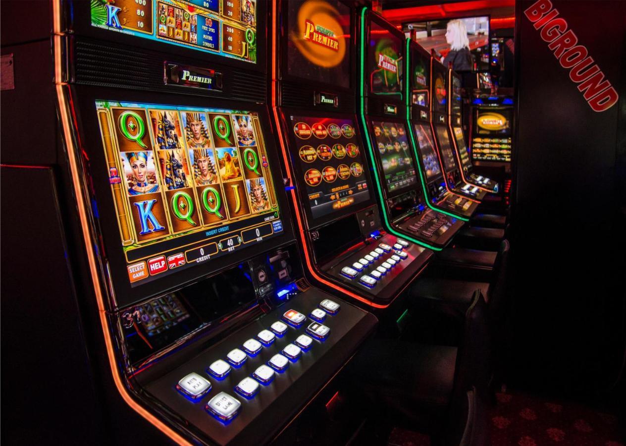 Anadolu Star Hotel & Casino バトゥーミ エクステリア 写真